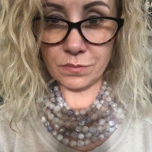 Meet your Posher, Carmen